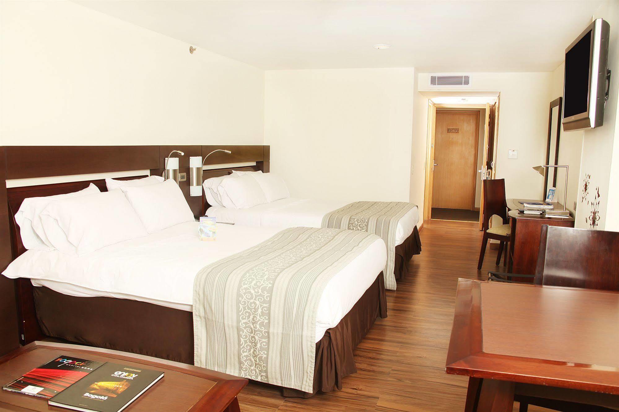 Hotel Dann Norte Bogotá Værelse billede